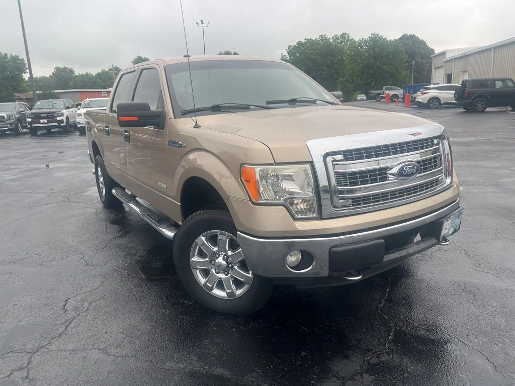 2013 Ford F-150 XLT 4x4 SuperCrew 145-in's photo