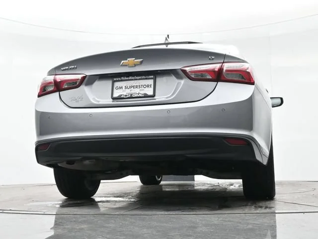 Used 2024 Sterling Gray Metallic Chevrolet 2LT image 28