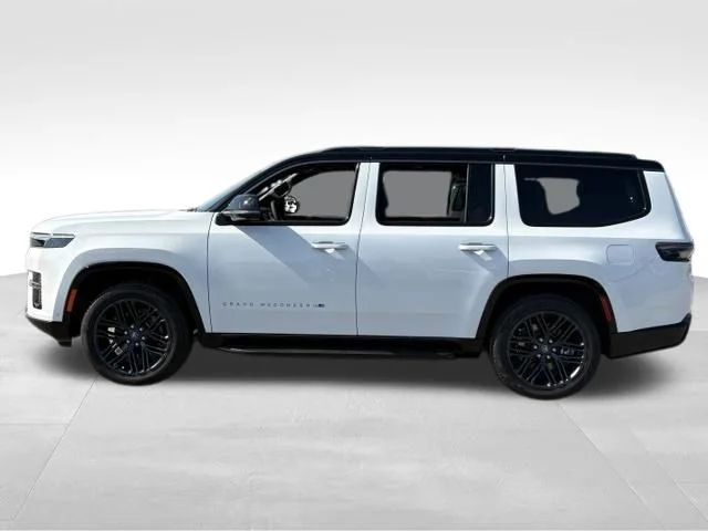 New 2026 Bright White Clear-Coat Exterior Paint Jeep 85th Anniversary Edition image 5