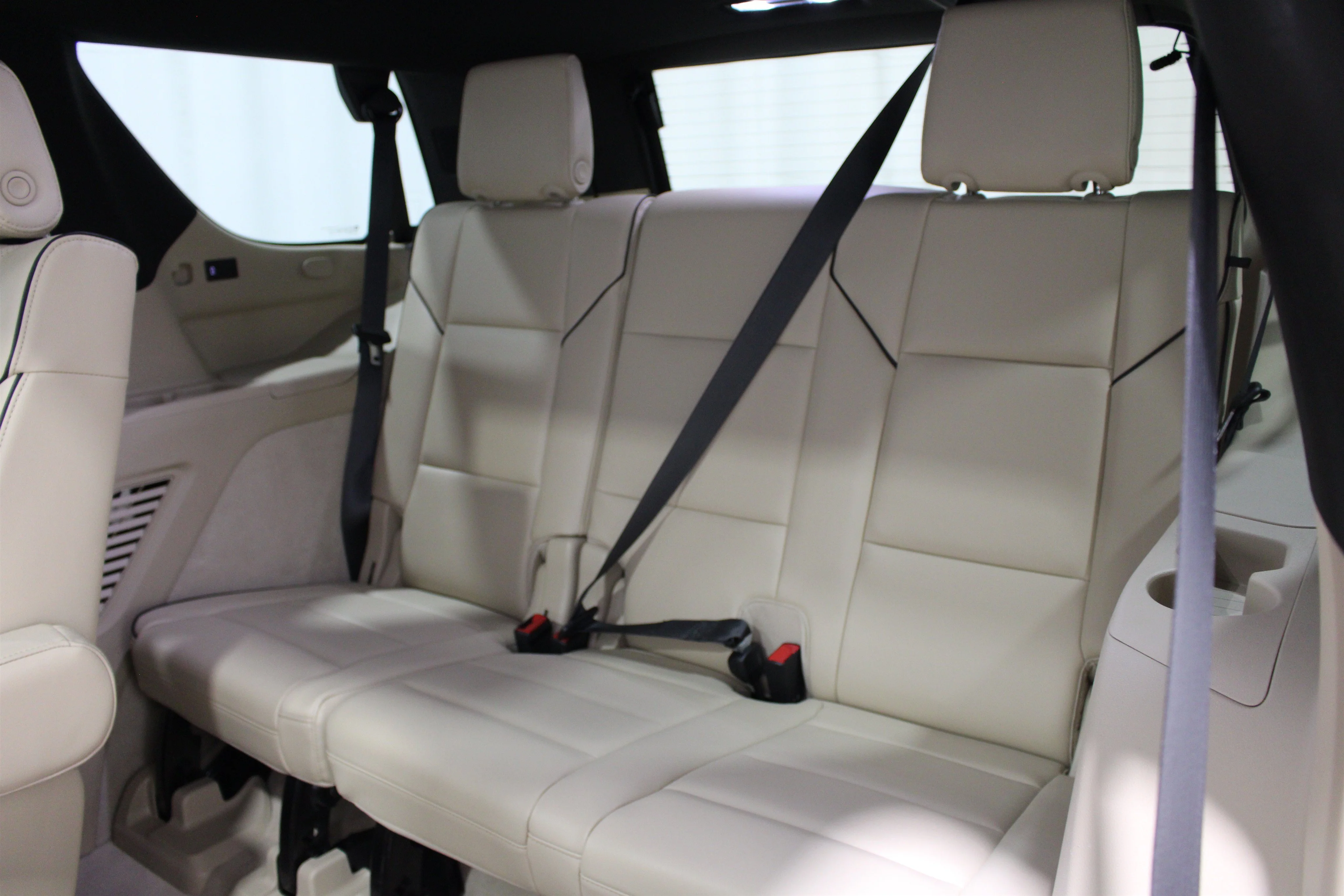 2021 Cadillac Escalade Premium Luxury - Photo 25