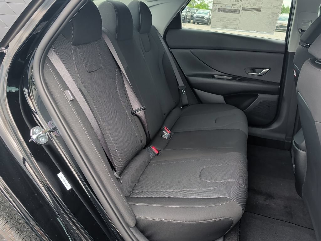 New 2026 Abyss Black Hyundai SE image 41