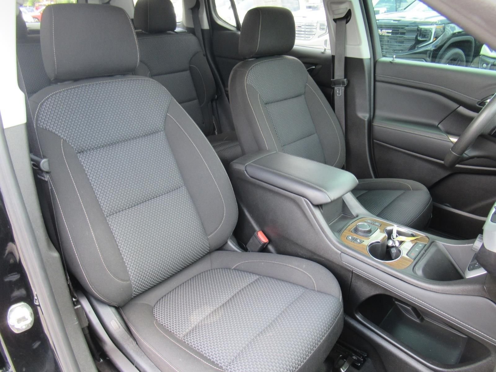 Used 2023 Black GMC SLE image 9