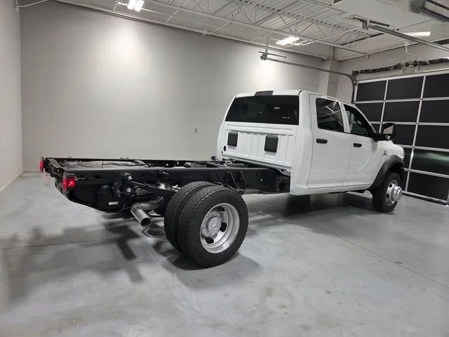 New 2026 Bright White Clear-Coat Exterior Paint RAM Tradesman image 10
