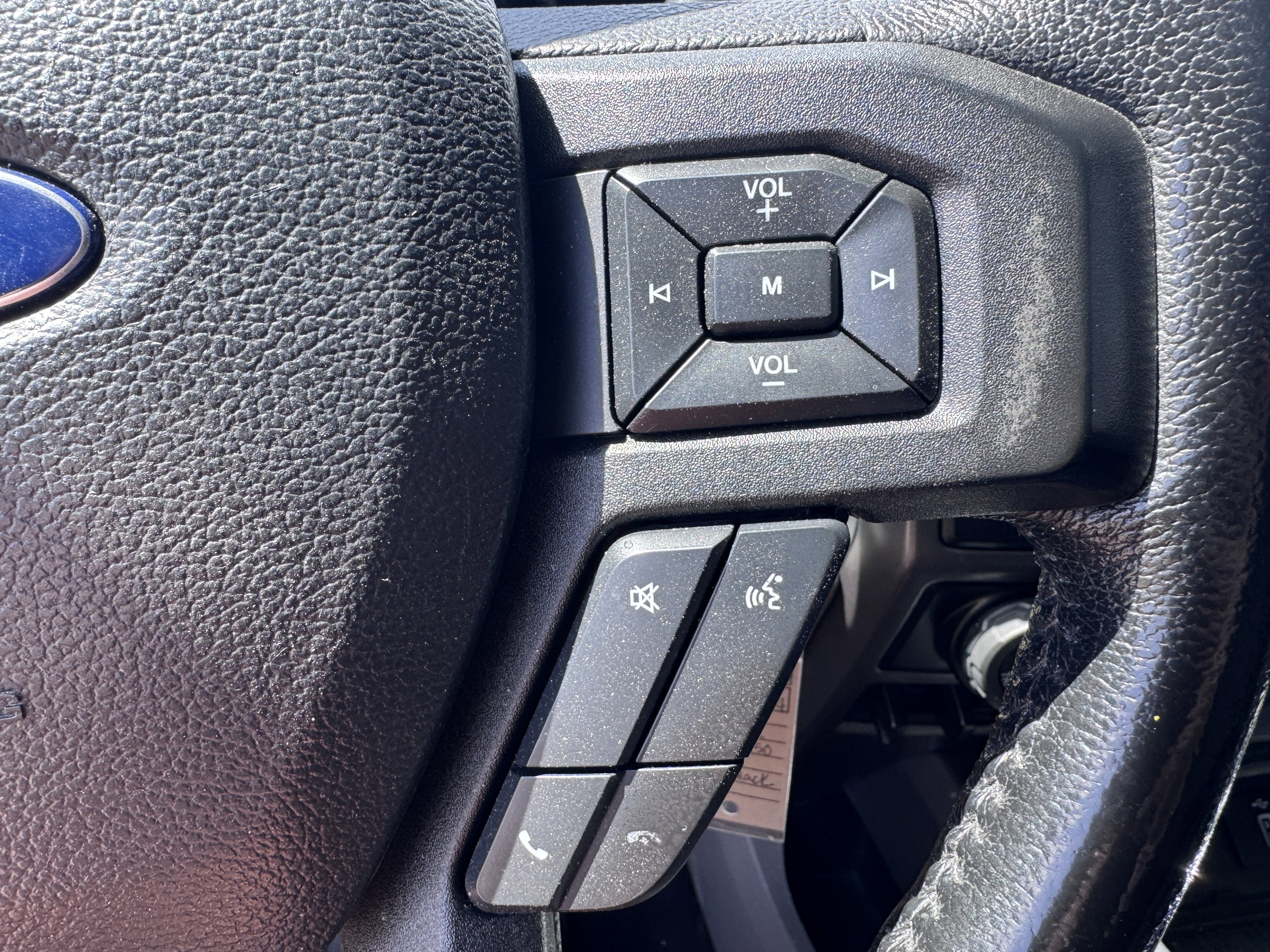 Used 2016 Black Ford XLT image 31