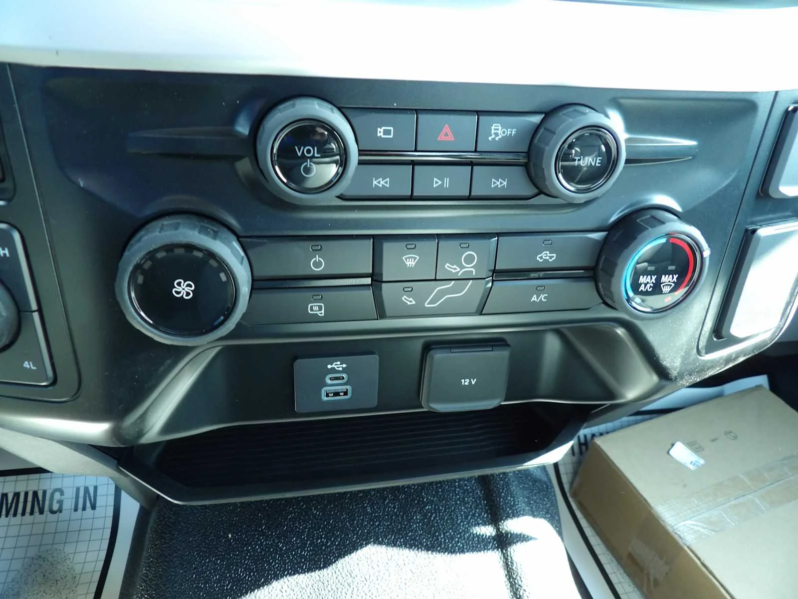 2025 Ford F-250 Super Duty XL - Photo 21