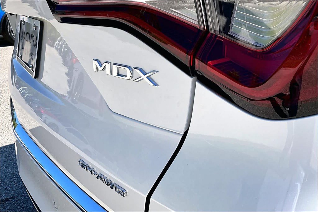 New 2026 White Acura Technology Package image 15
