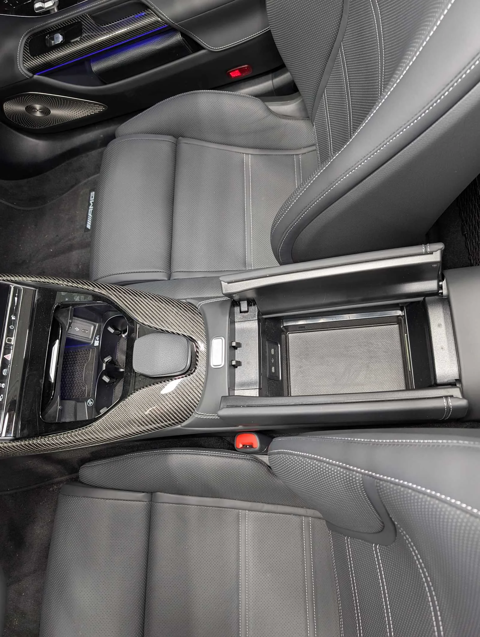 Used 2022 Obsidian Black Metallic Mercedes-Benz AMG® SL 63 image 25