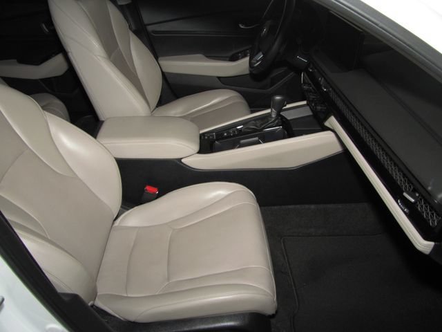 Used 2023 Platinum White Honda Touring image 20