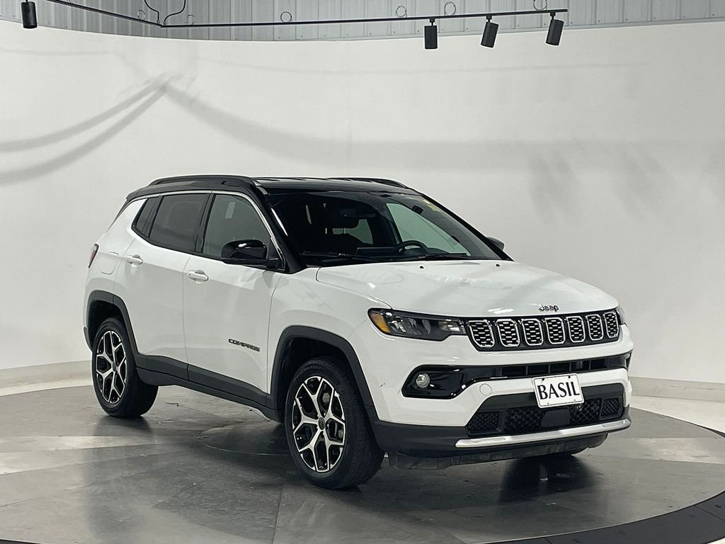 Used 2026 White/off-white Jeep Limited image 36