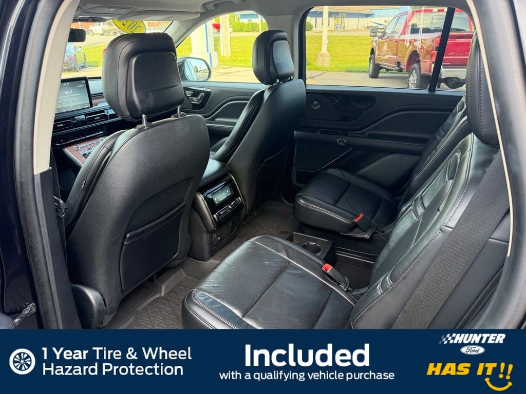 Used 2020 Black Metallic Lincoln Reserve image 10