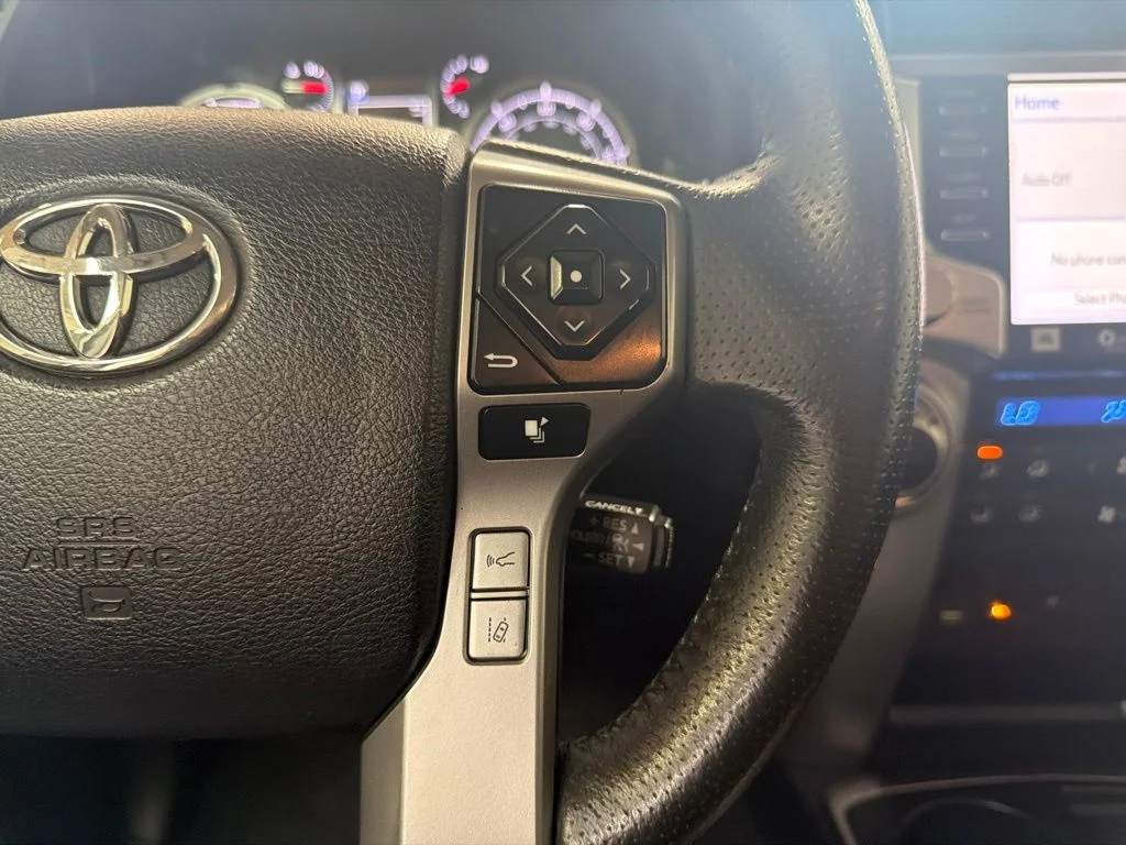 Used 2020 Blizzard Pearl Toyota Limited image 18
