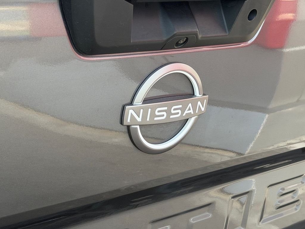 Used 2025 Gray Nissan SV image 13