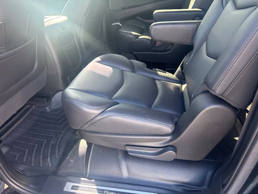 Used 2020 Black Raven Cadillac Luxury image 8