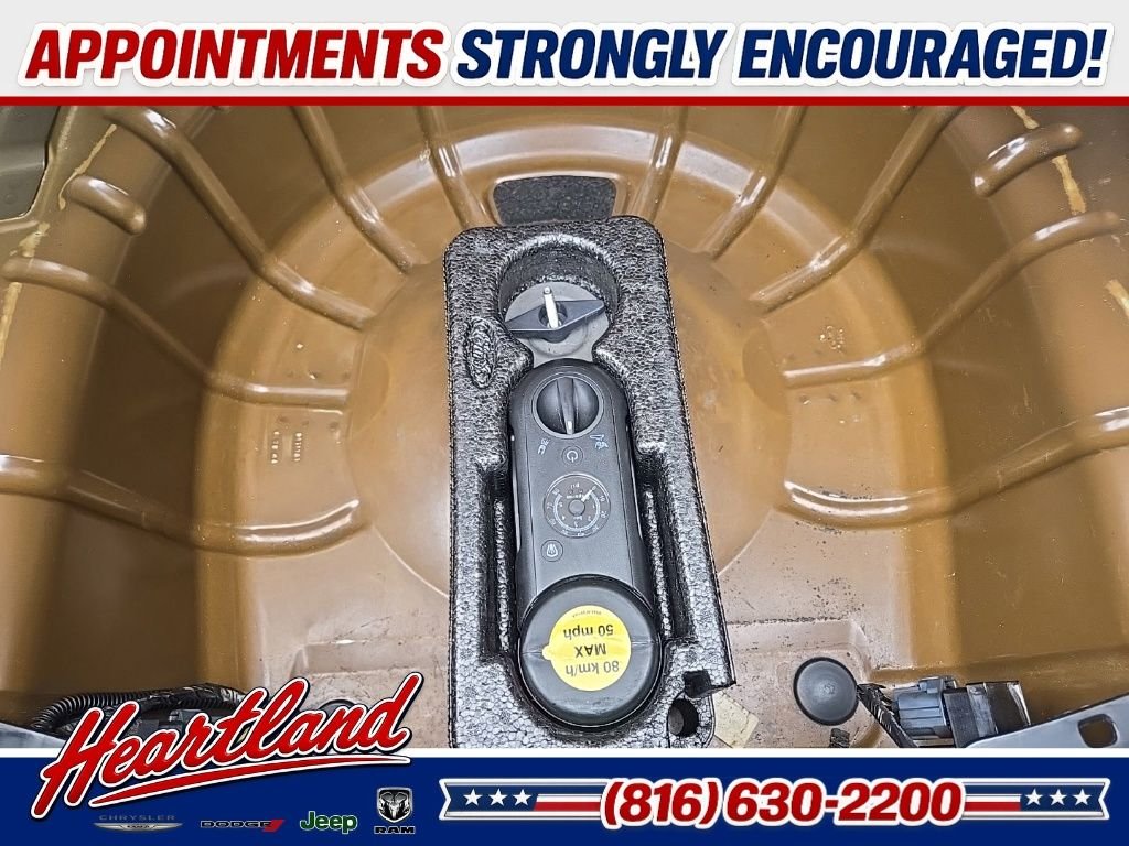 Used 2013 Black Ford Shelby GT500 image 91