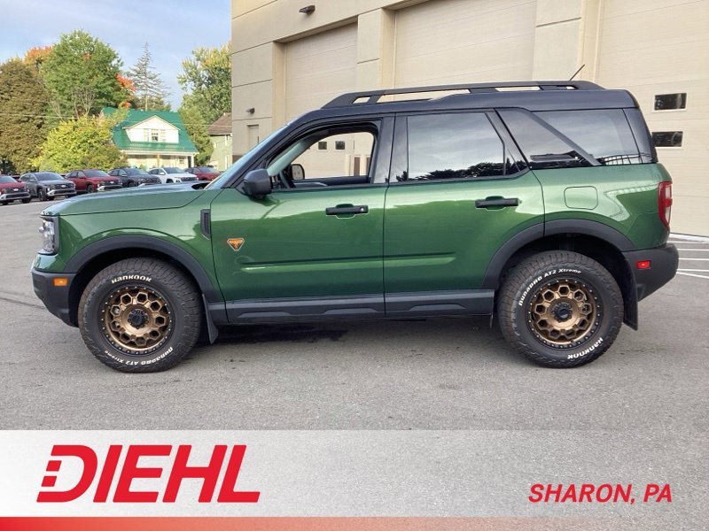 Used 2025 Green Ford Badlands image 4