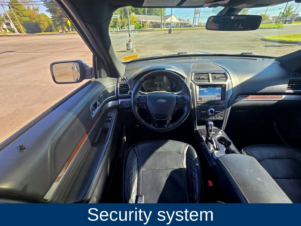 Used 2018 Gray Ford Platinum image 15