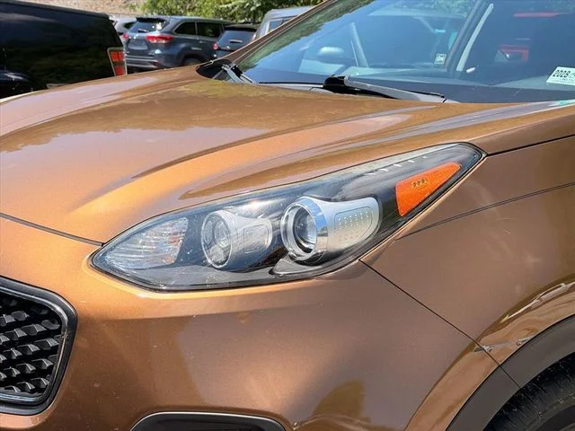 Used 2017 Copper Kia LX image 4