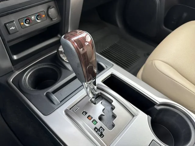 Used 2024 Off-white Toyota Limited image 26