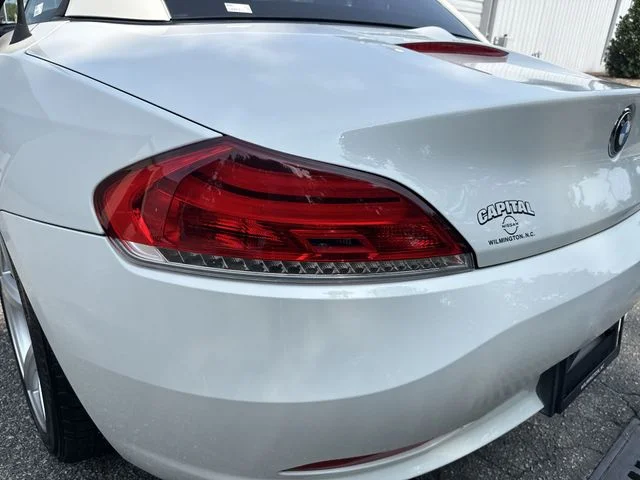 Used 2013 White BMW sDrive28i image 29