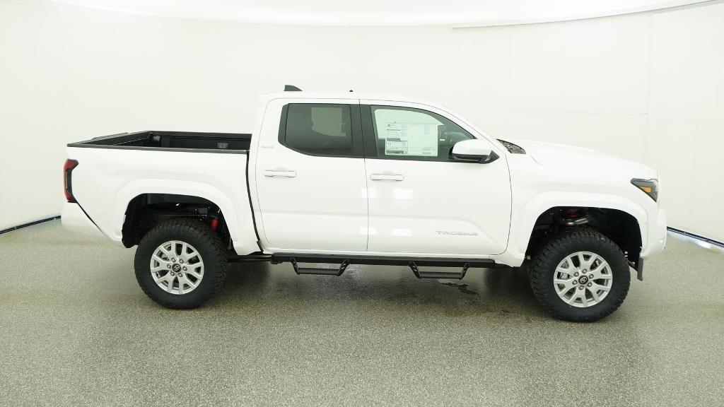 New 2026 Ice Cap Toyota SR5 image 22