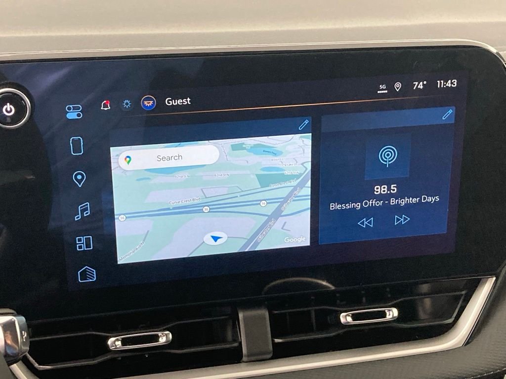 New 2027 Summit White Chevrolet LT image 3