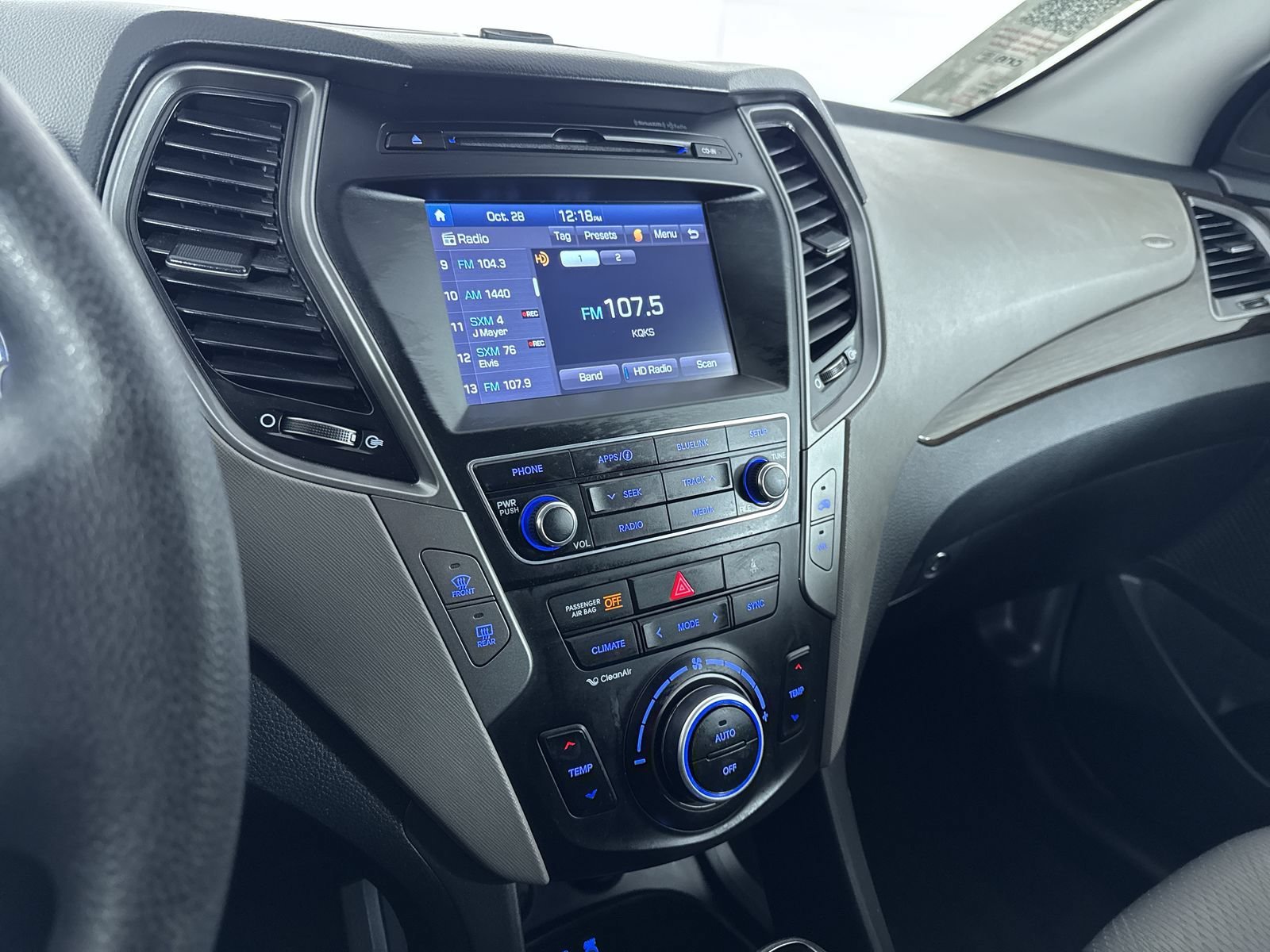 Used 2017 Mineral Gray Hyundai 2.4L image 17