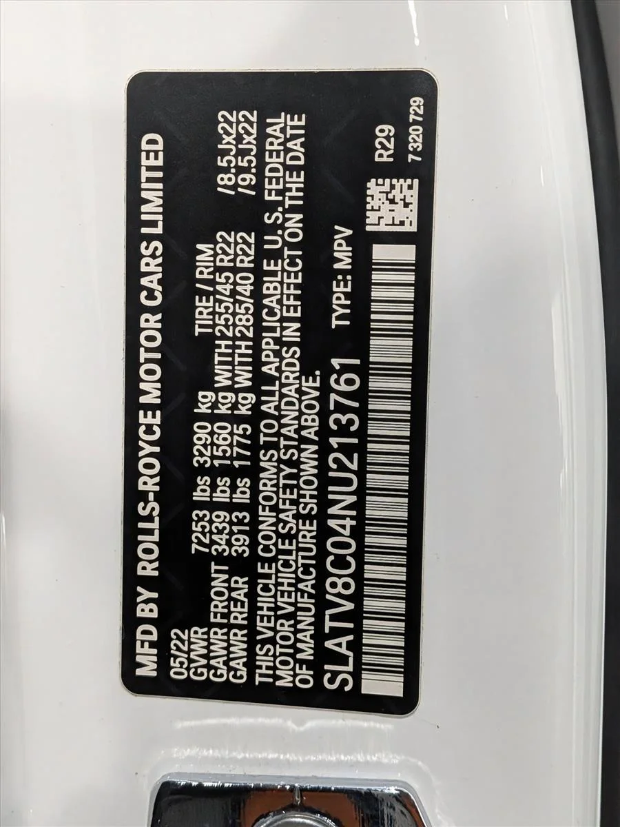 Used 2022 White Rolls-Royce Black Badge image 25