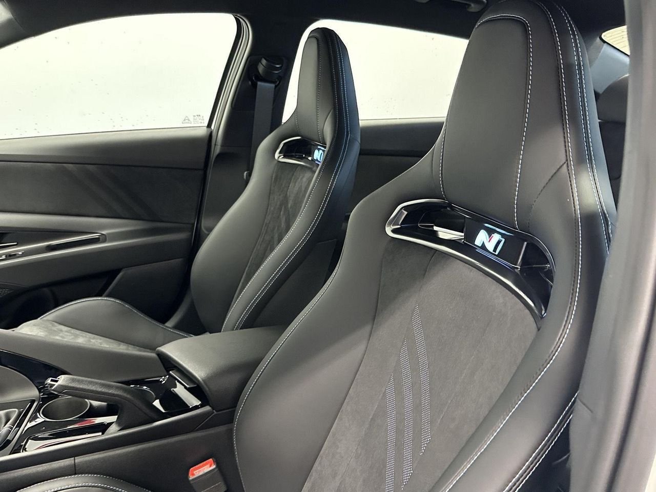 New 2026 Atlas White Hyundai Sedan image 19