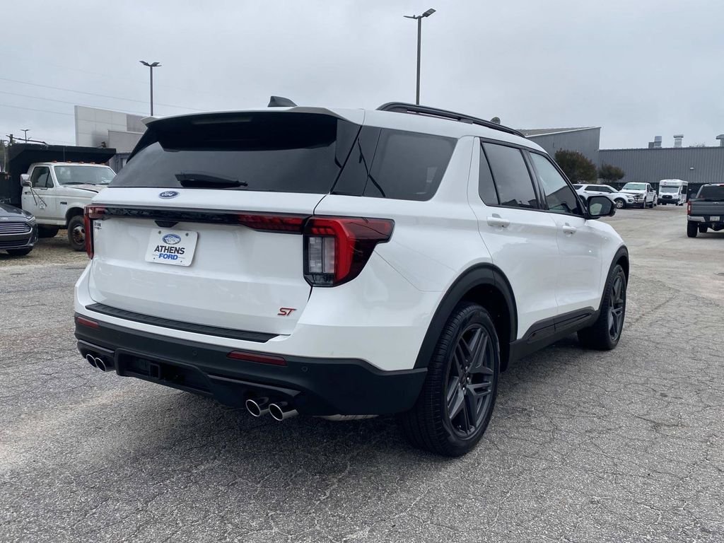 New 2026 Star White Metallic Tri-Coat Ford ST image 3
