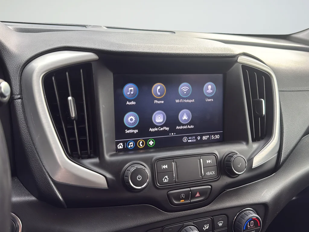 Used 2022 Blue GMC SLT image 25