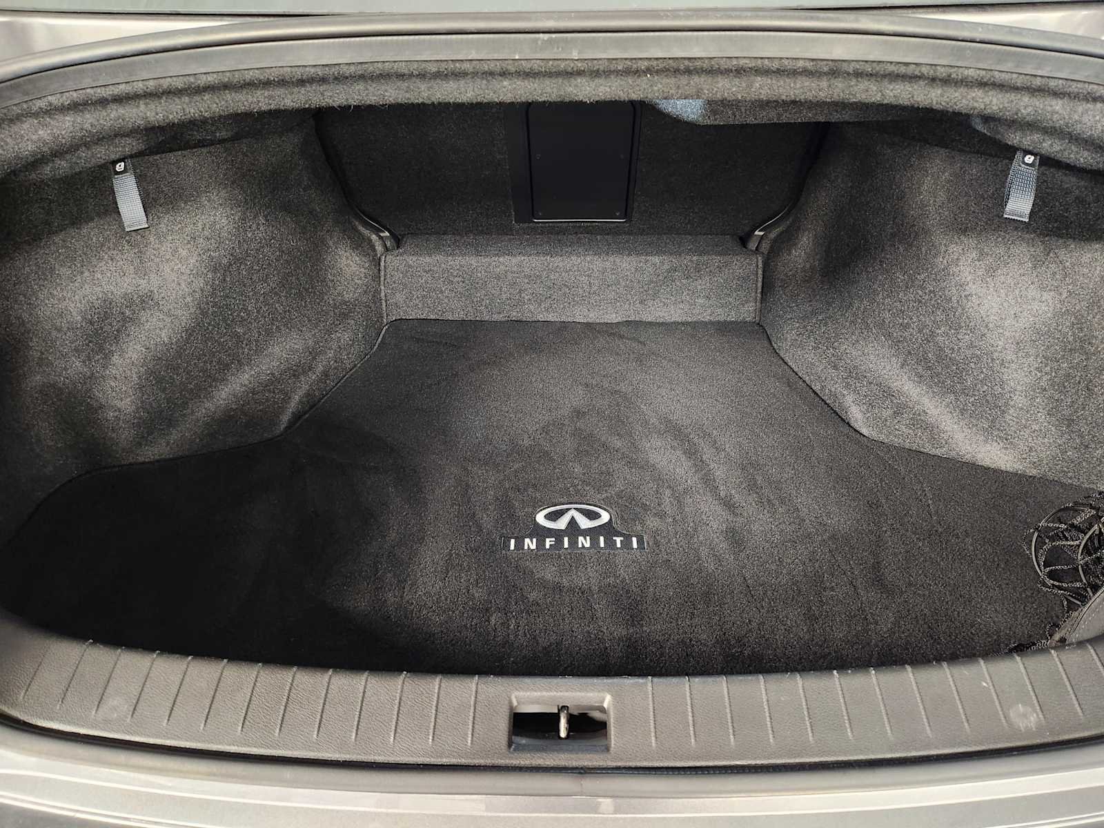 Used 2016 Graphite Shadow INFINITI 3.0t Premium image 31