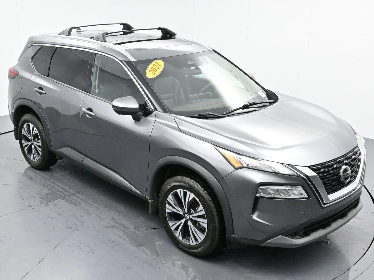 Used 2021 Gun Metallic Nissan SV image 38