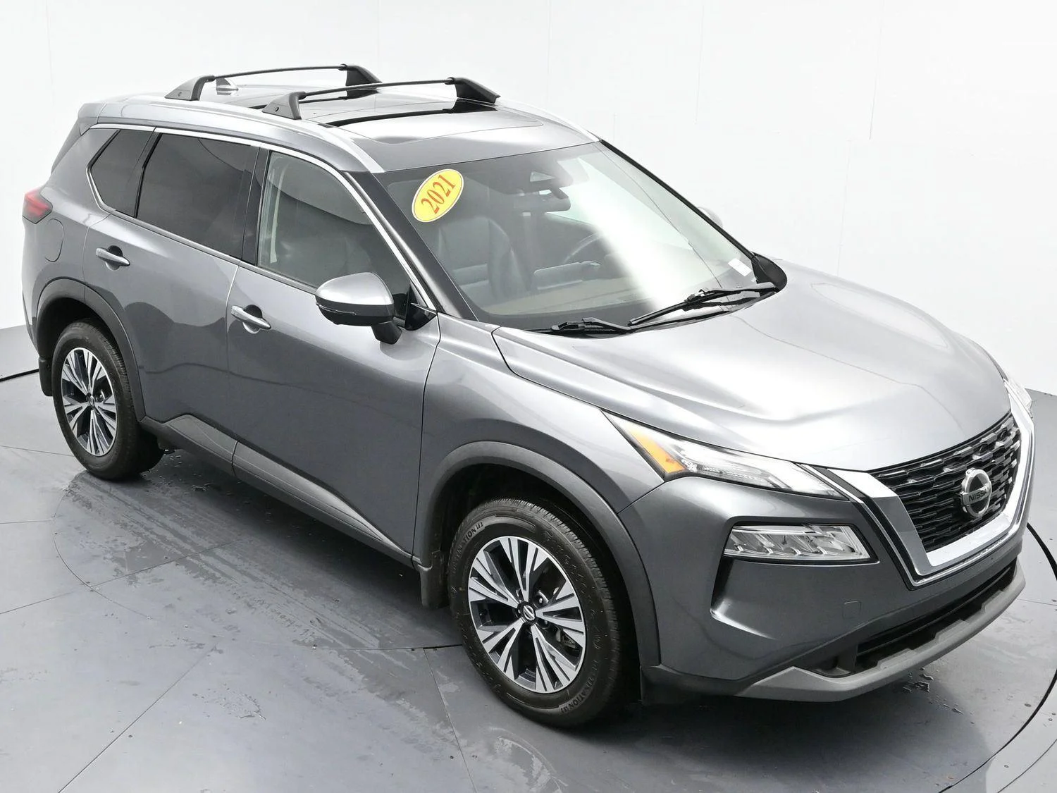 Used 2021 Gun Metallic Nissan SV image 38