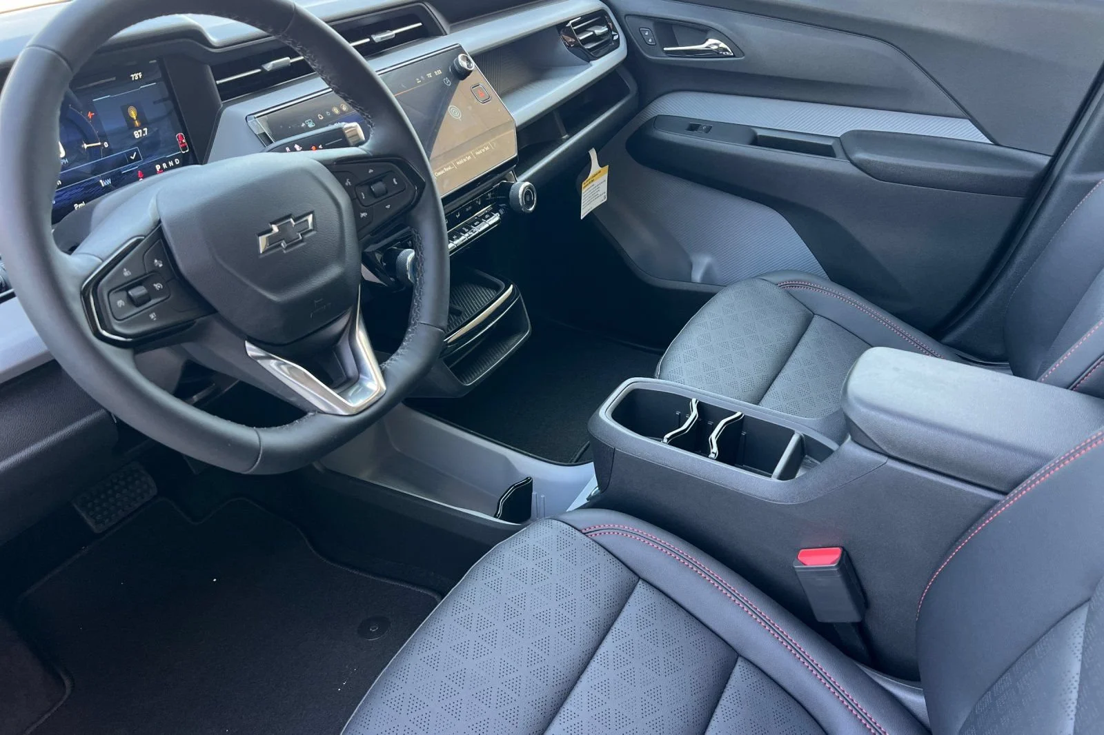 New 2027 Summit White Chevrolet RS image 10