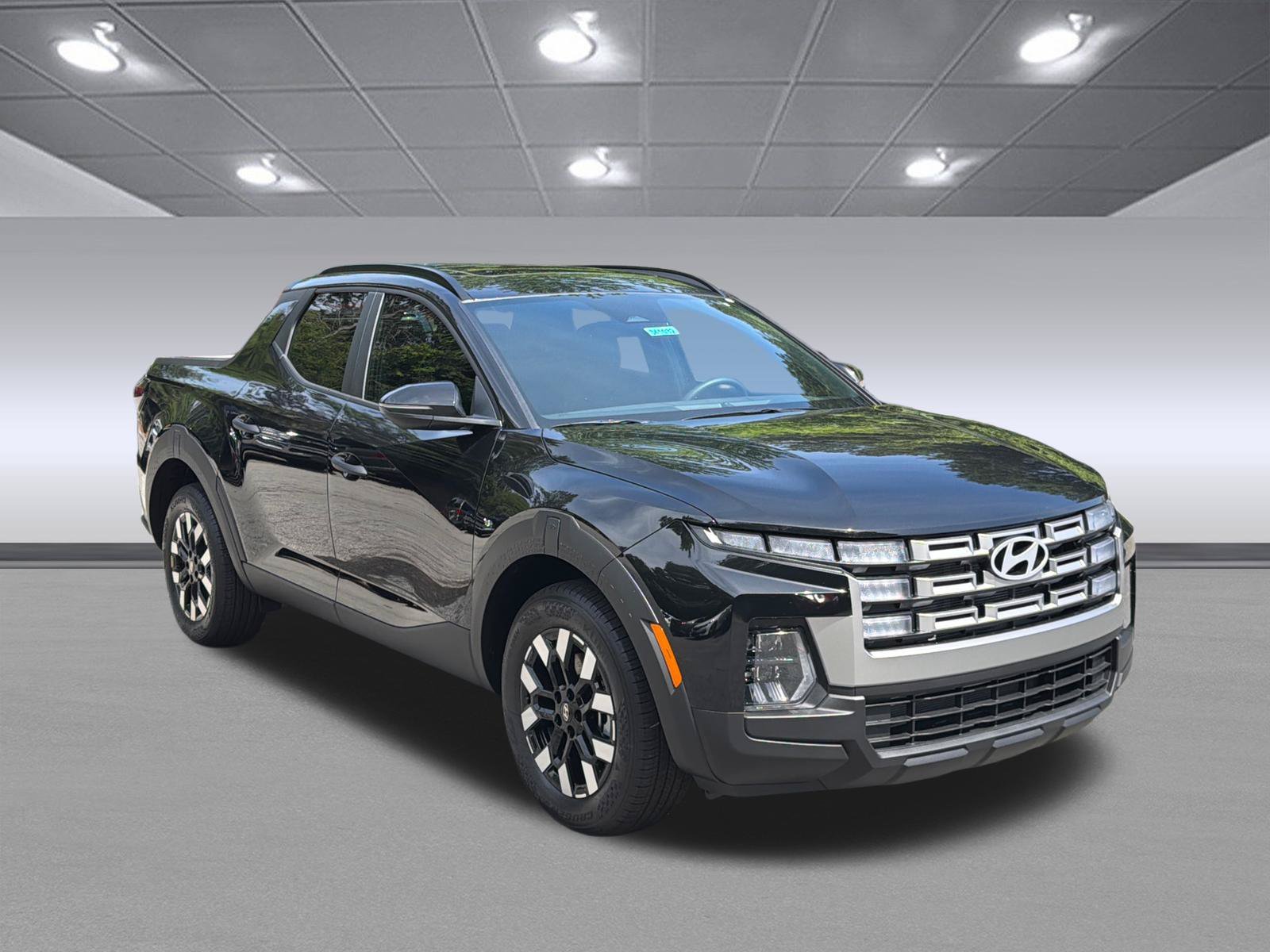 New 2026 Phantom Black Hyundai SEL Activity image 3