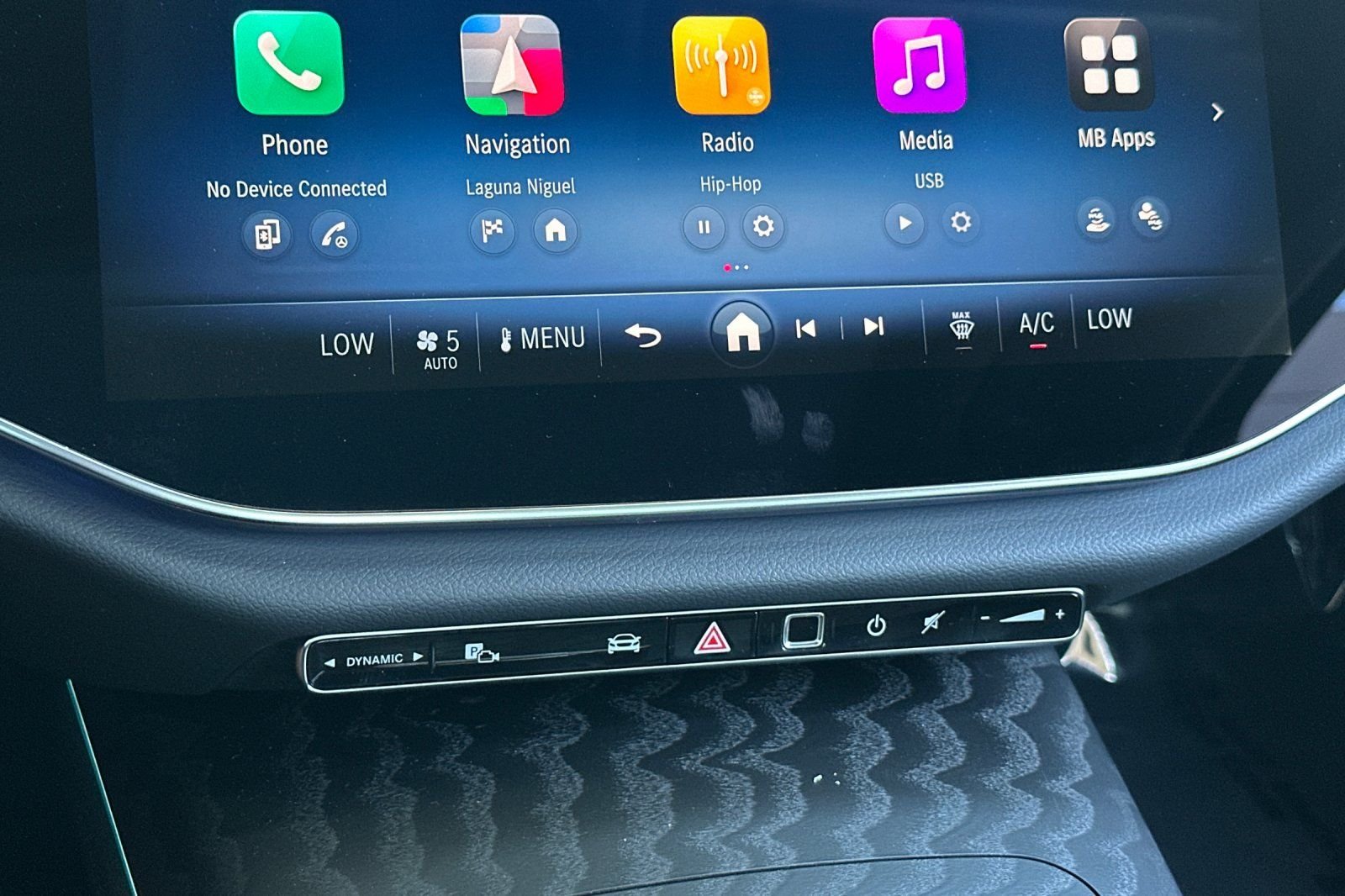 2026 Mercedes-Benz E-Class E350 - Photo 18