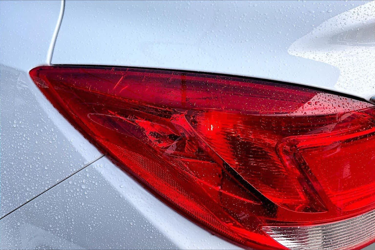 Used 2011 Summit White Buick CXL RL3 image 26