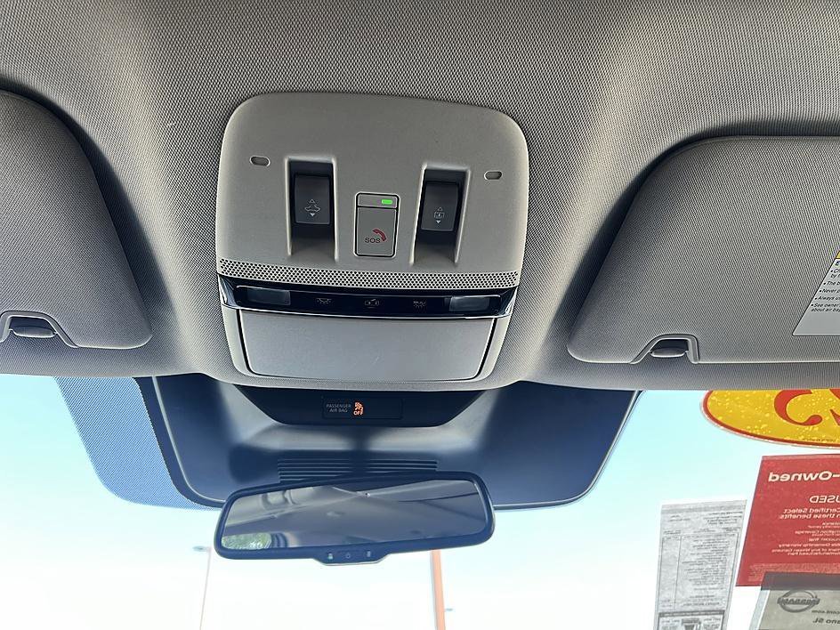 Used 2025 Gun Metallic Nissan SL image 29
