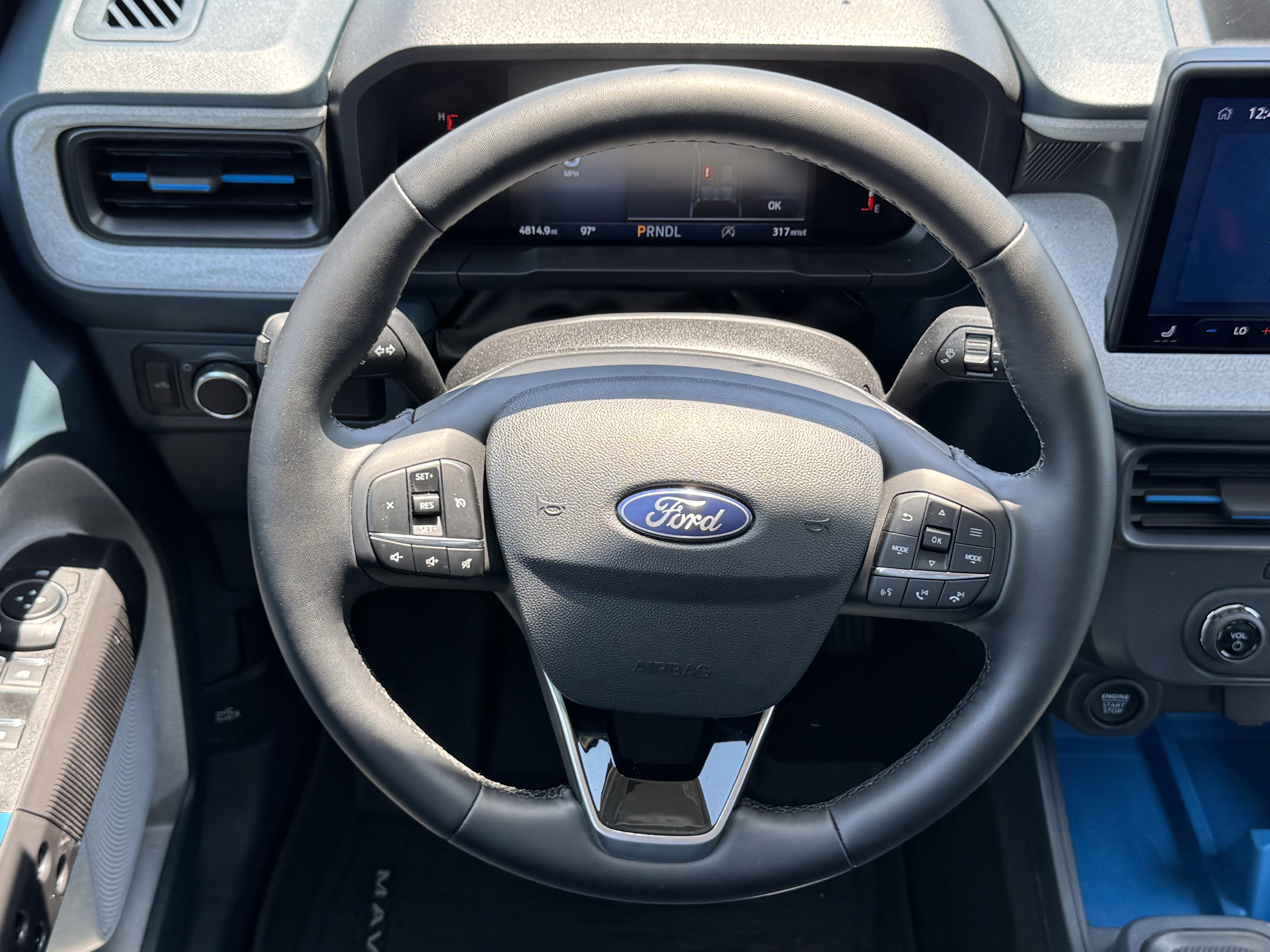 New 2026 Carbonized Gray Metallic Ford XLT image 14