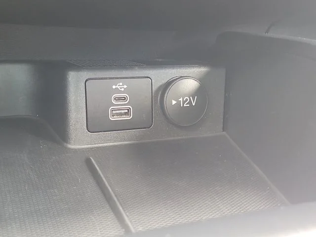 Used 2025 Black Ford Active image 27