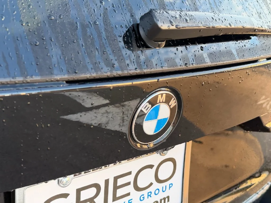 Used 2024 Black BMW xDrive28i image 16