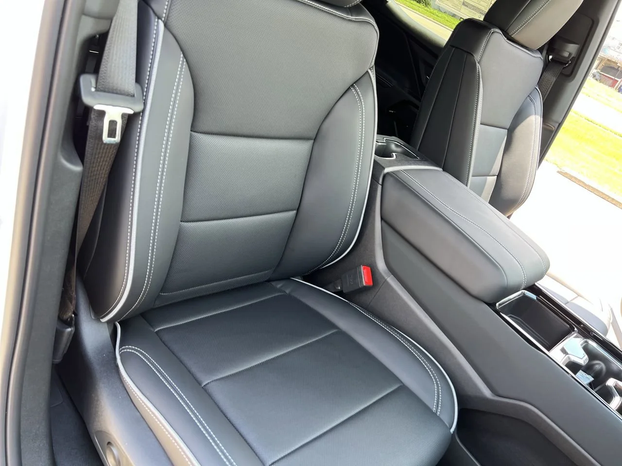 2026 Chevrolet Silverado EV LT - Photo 29
