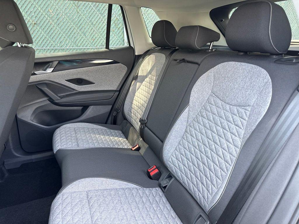 New 2026 Pure White Volkswagen 2.0T S image 23