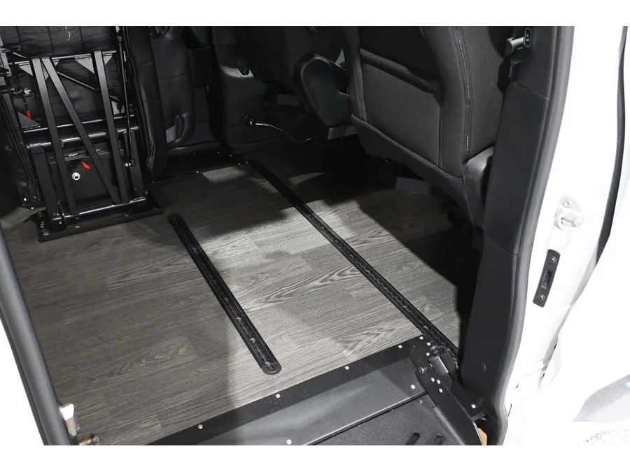 2024 Chrysler Pacifica Touring - Photo 19
