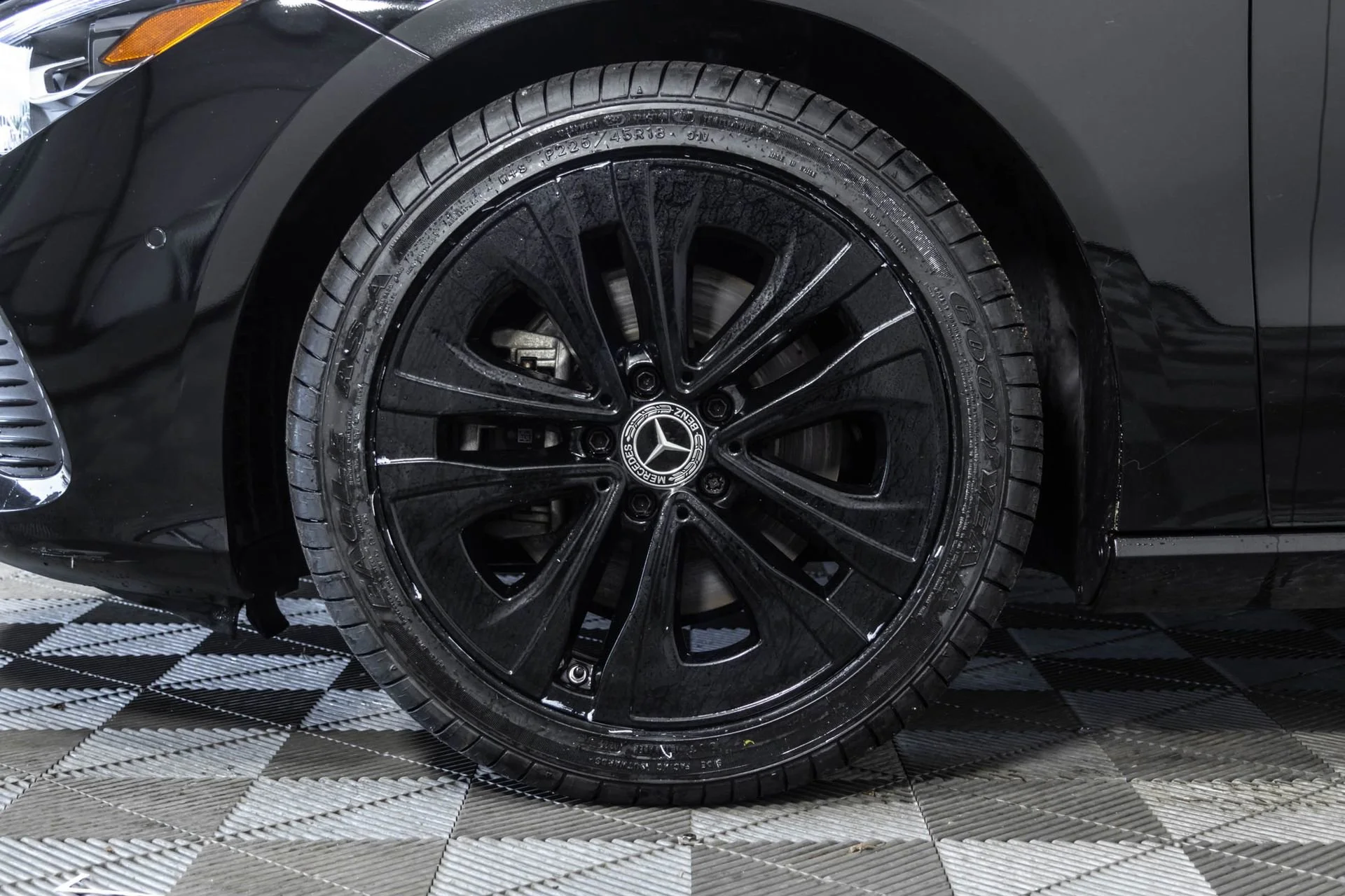 Used 2025 Black Mercedes-Benz 4MATIC® image 45