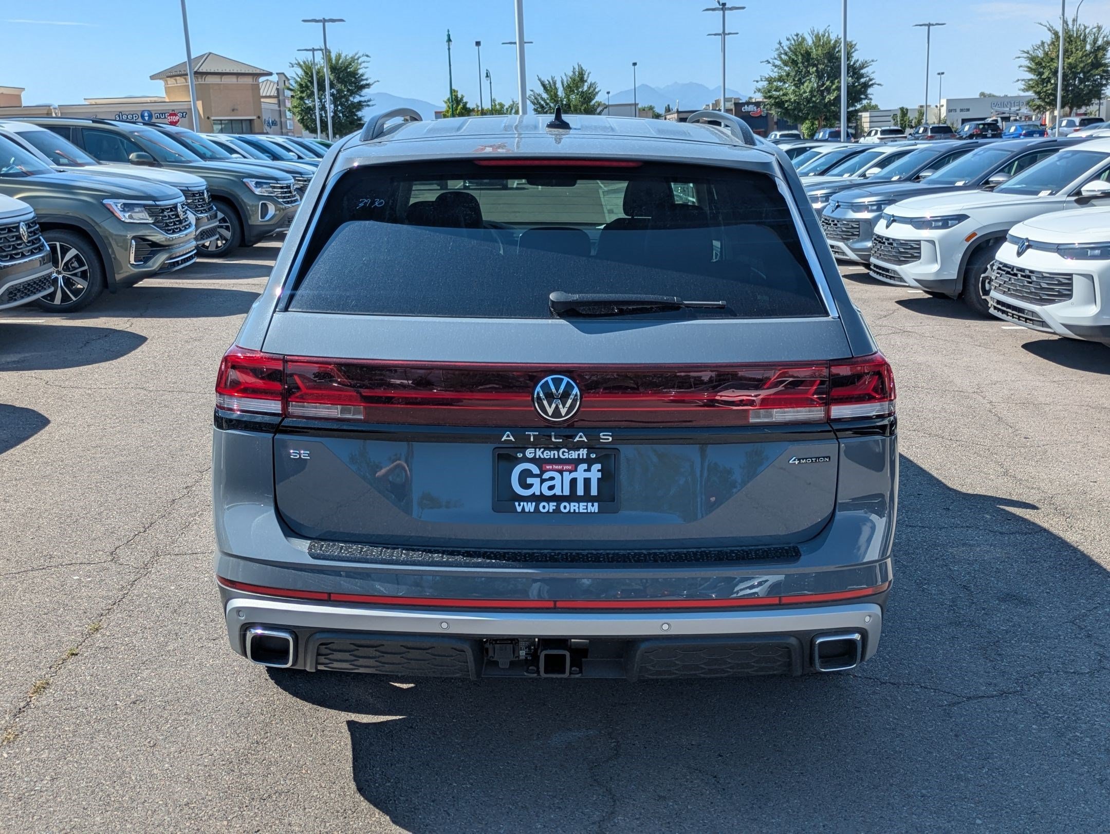 New 2026 Pure Gray Volkswagen 2.0T Peak Edition image 4