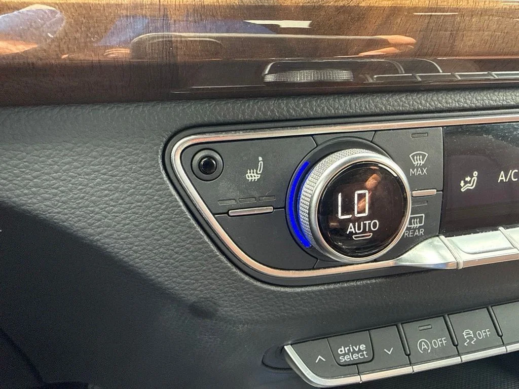 Used 2018  Audi 2.0T Premium Plus image 13