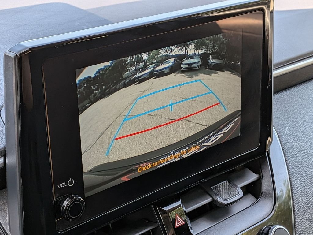 2023 Toyota Corolla LE - Photo 7