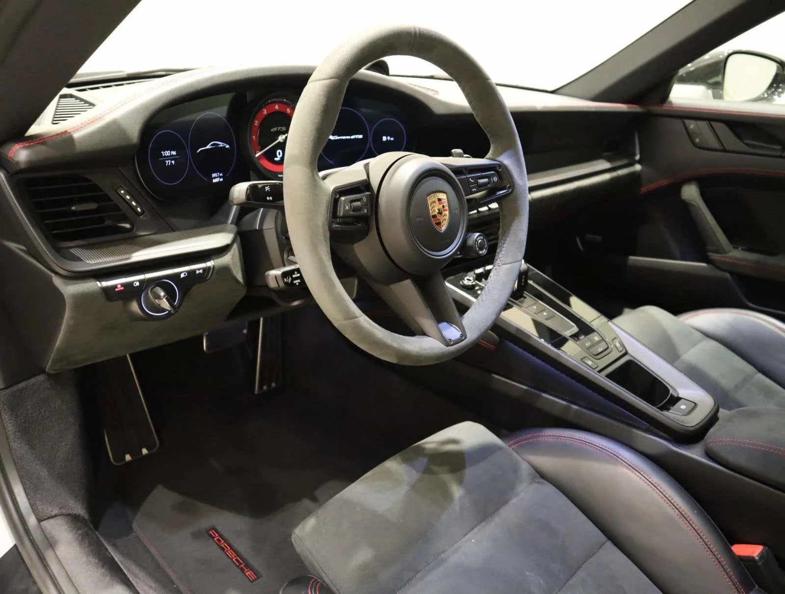 Used 2023 Chalk Porsche Carrera S image 18