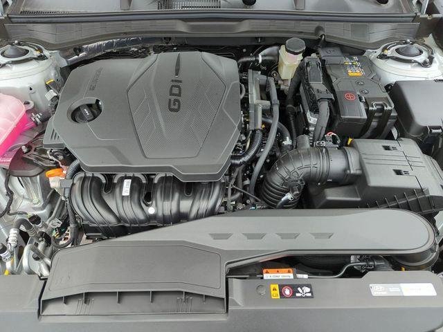 New 2026 Silver Hyundai SEL Sport image 14